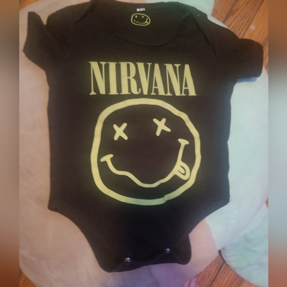 Nirvana 12m onesie